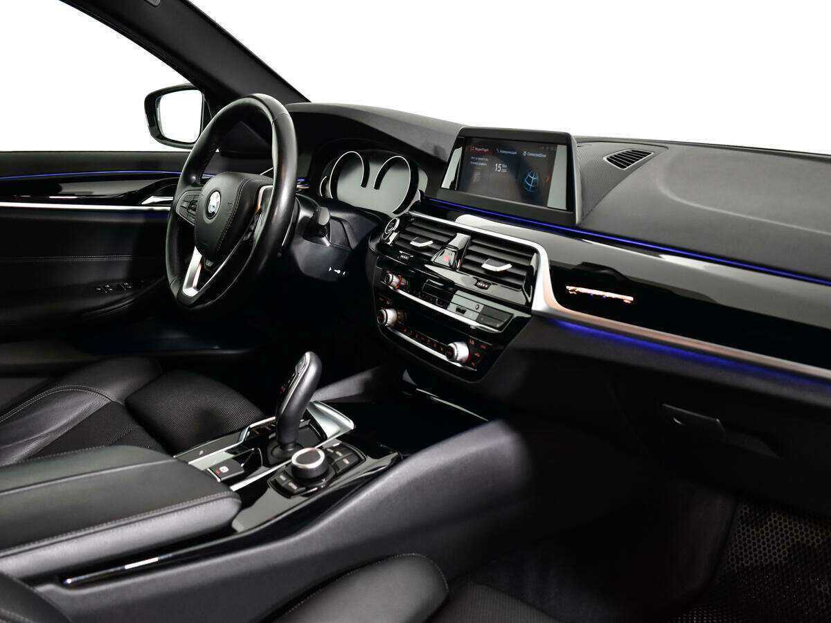BMW 5 серии 2019 года с пробегом. Фото: #8