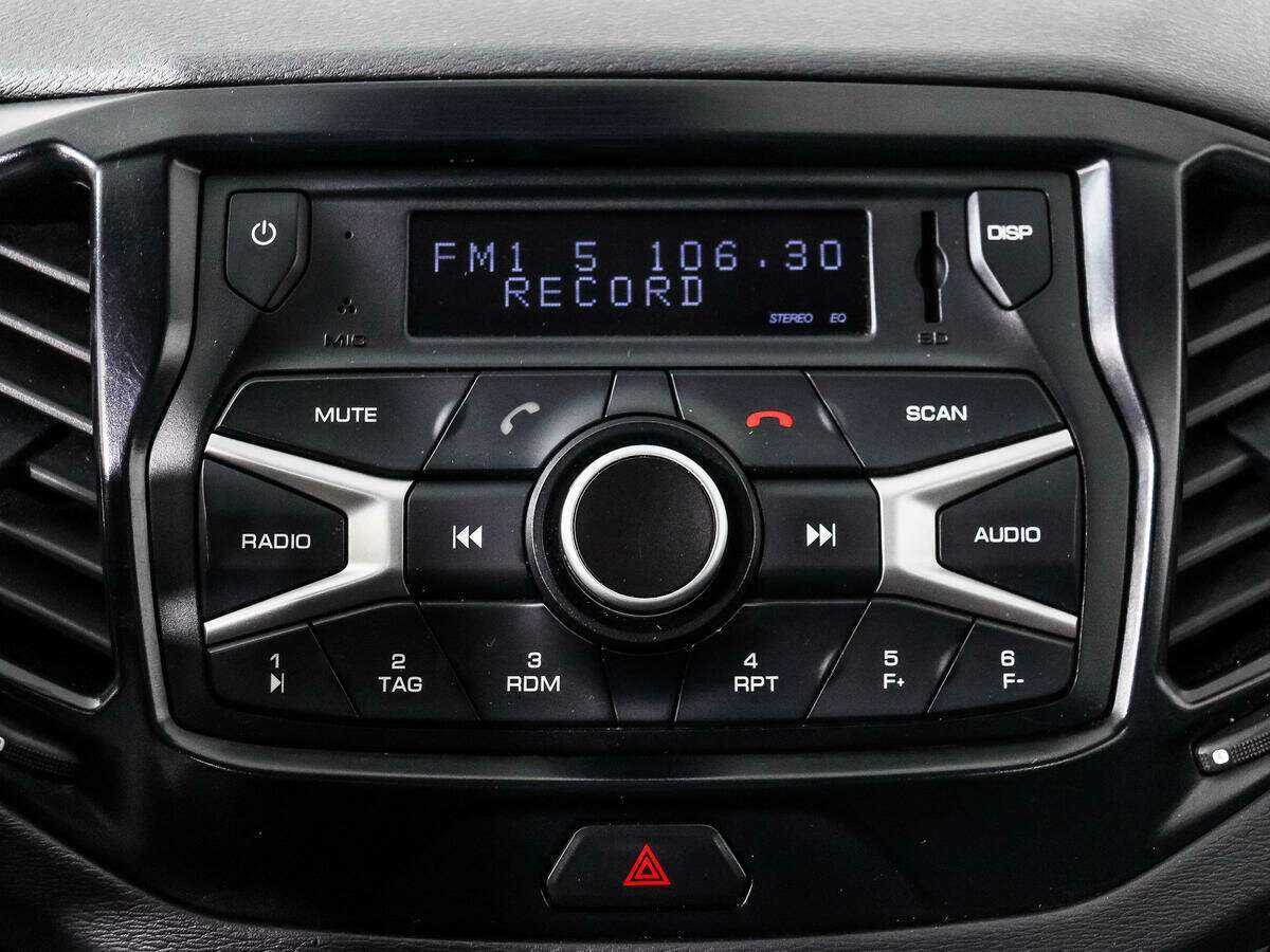 Lada (ВАЗ) Vesta 2021 года с пробегом. Фото: #12