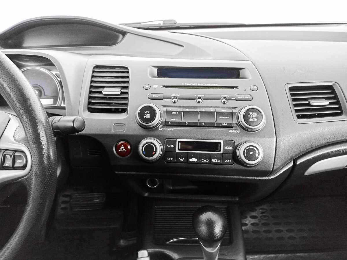 Honda Civic 2007 года с пробегом. Фото: #12