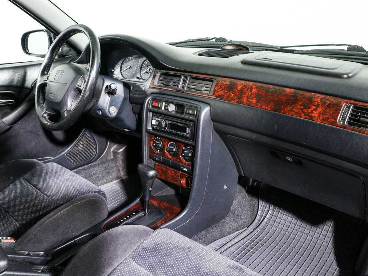 Honda Civic 2000 года с пробегом. Фото: #8