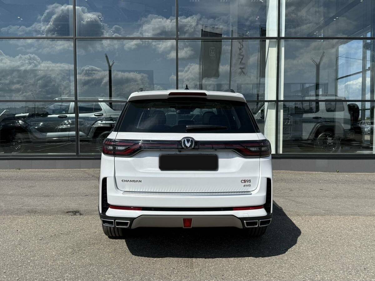 Changan CS95 2023 года с пробегом. Фото: #5