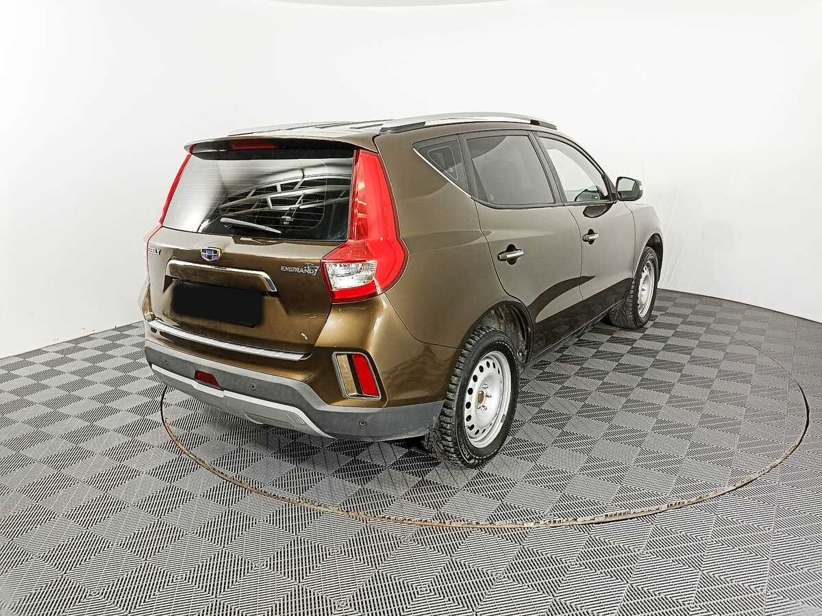 Geely Emgrand X7 2020 года с пробегом. Фото: #4