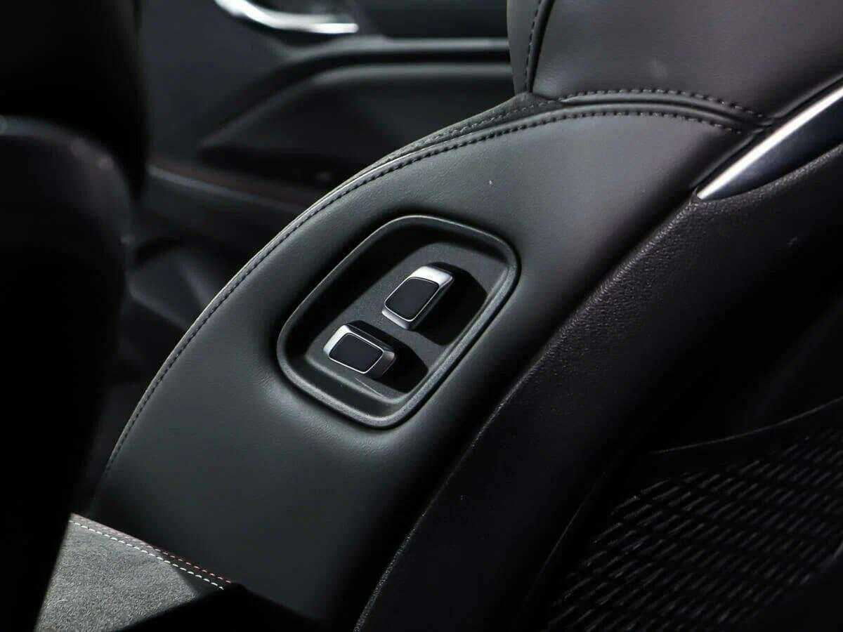 Geely Tugella 2023 года с пробегом. Фото: #25