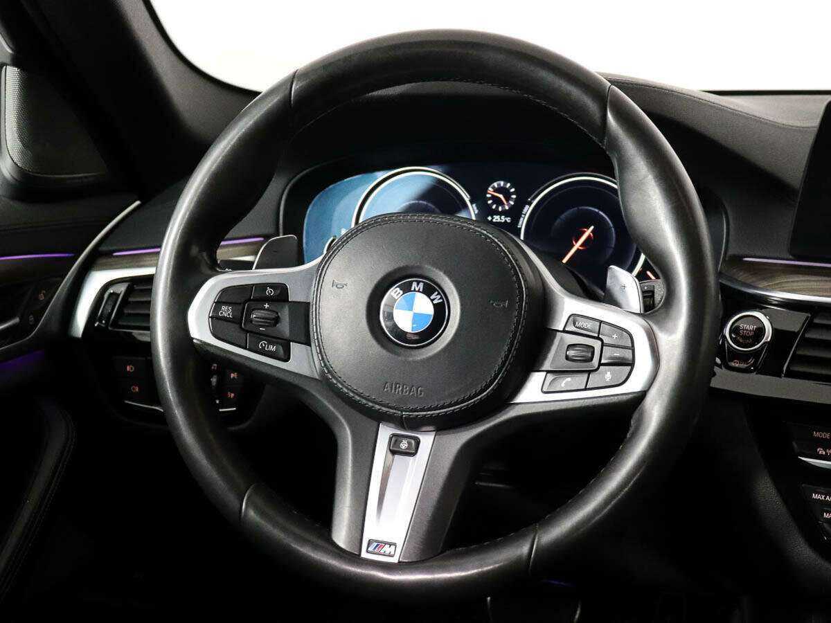 BMW 5 серии 2018 года с пробегом. Фото: #11