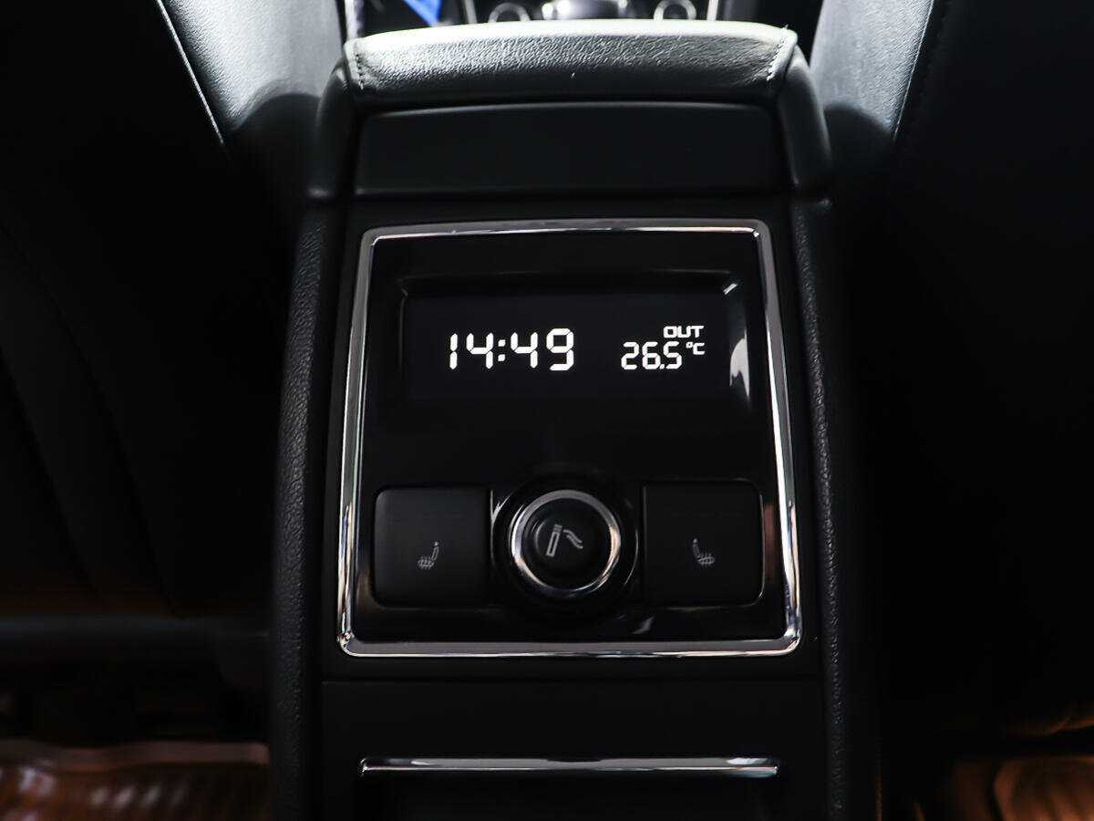 Skoda Superb 2010 года с пробегом. Фото: #19