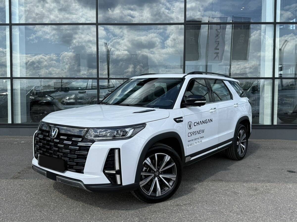 Changan CS95 2023 года с пробегом. Посмотреть фото
