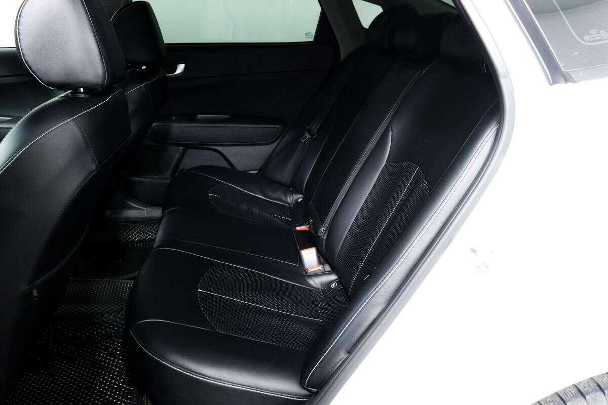 Kia Optima 2020 года с пробегом. Фото: #11