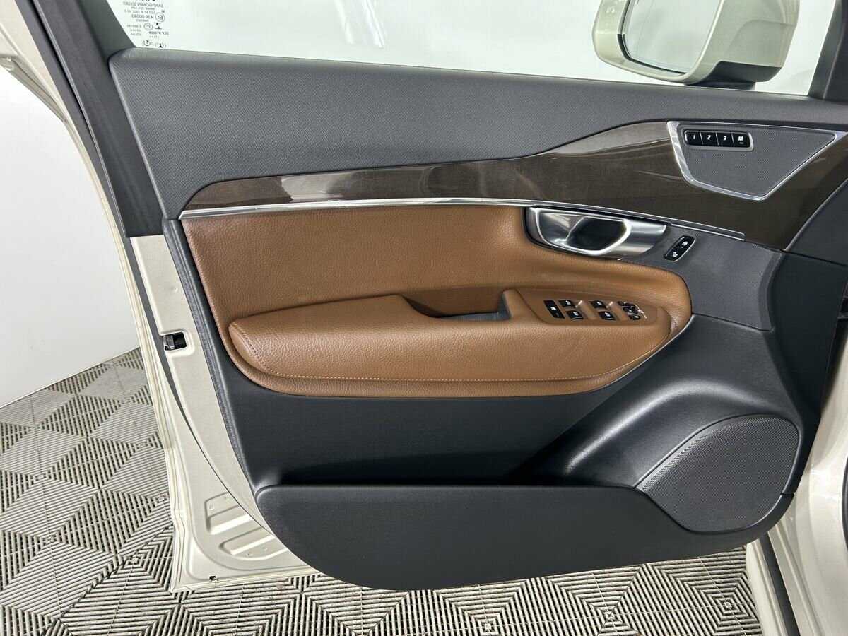 Volvo XC90 2017 года с пробегом. Фото: #7