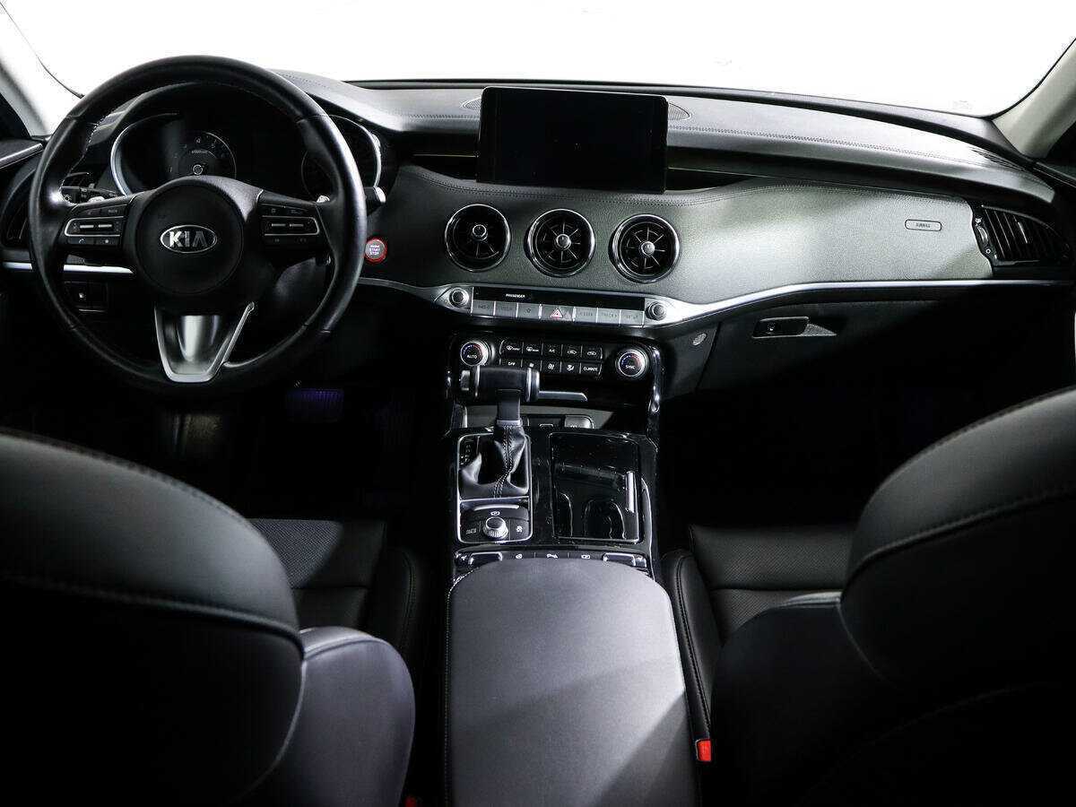 Kia Stinger 2021 года с пробегом. Фото: #9