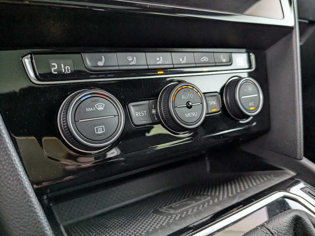 Volkswagen Arteon 2020 года с пробегом. Фото: #21