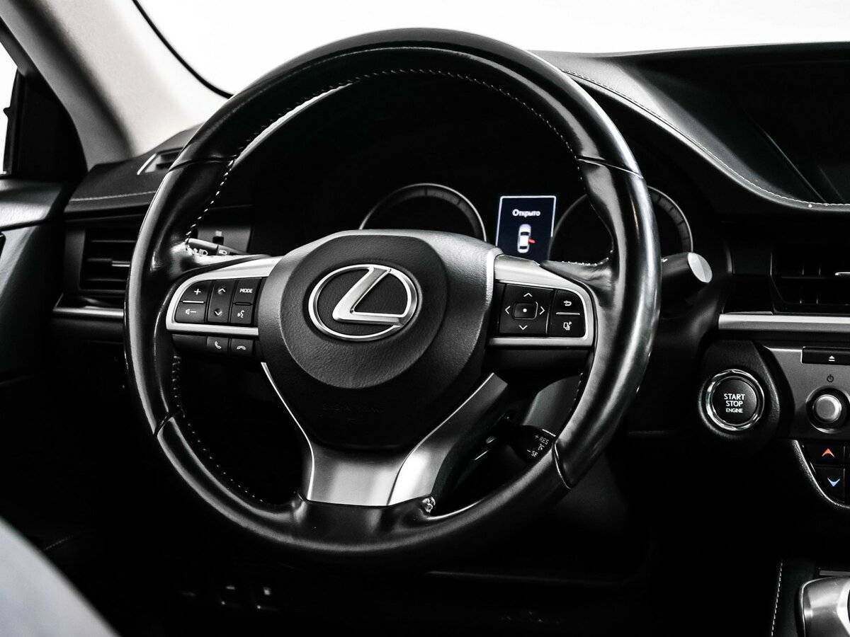 Lexus ES 2016 года с пробегом. Фото: #11