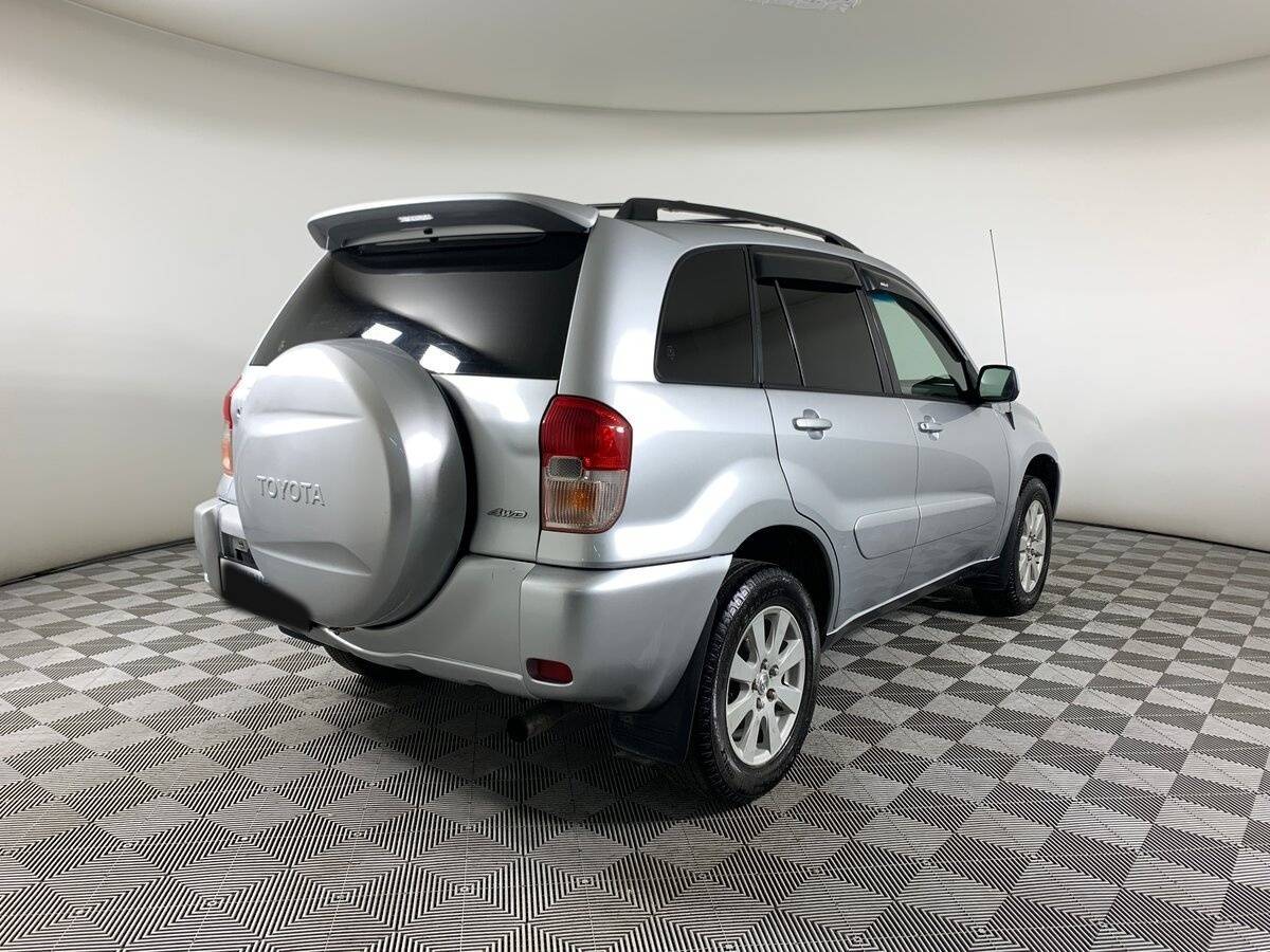 Toyota RAV4 2002 года с пробегом. Фото: #4