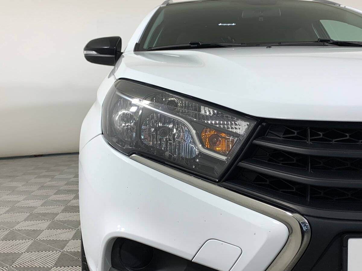 Lada (ВАЗ) Vesta 2021 года с пробегом. Фото: #9