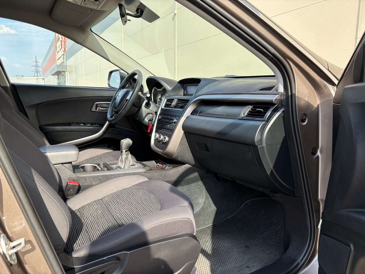 FAW Besturn X80 2020 года с пробегом. Фото: #12