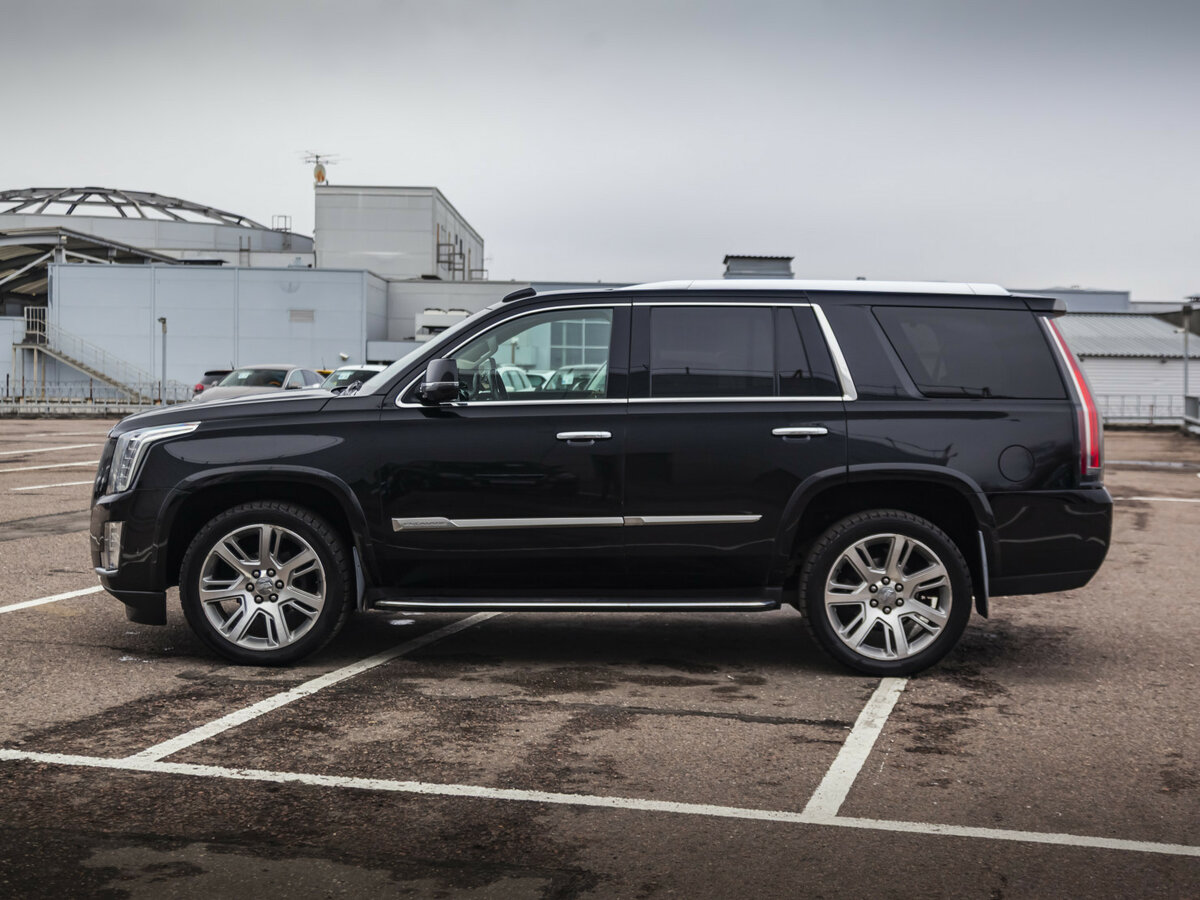 Cadillac Escalade 2018 года с пробегом. Фото: #7