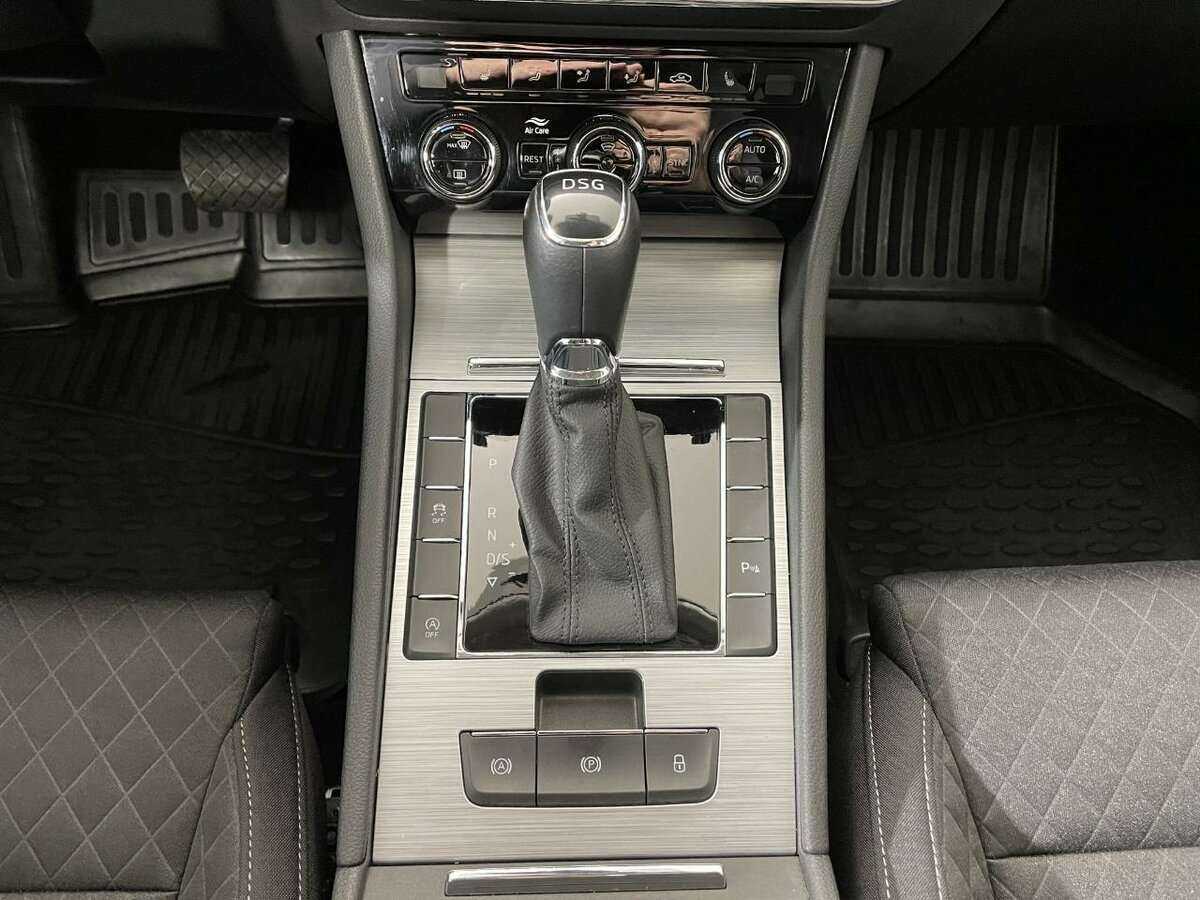 Skoda Superb 2021 года с пробегом. Фото: #11
