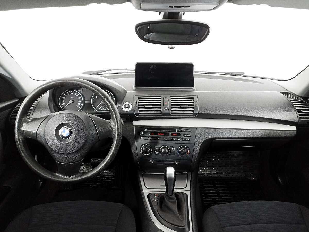 BMW 1 серии 2010 года с пробегом. Фото: #9