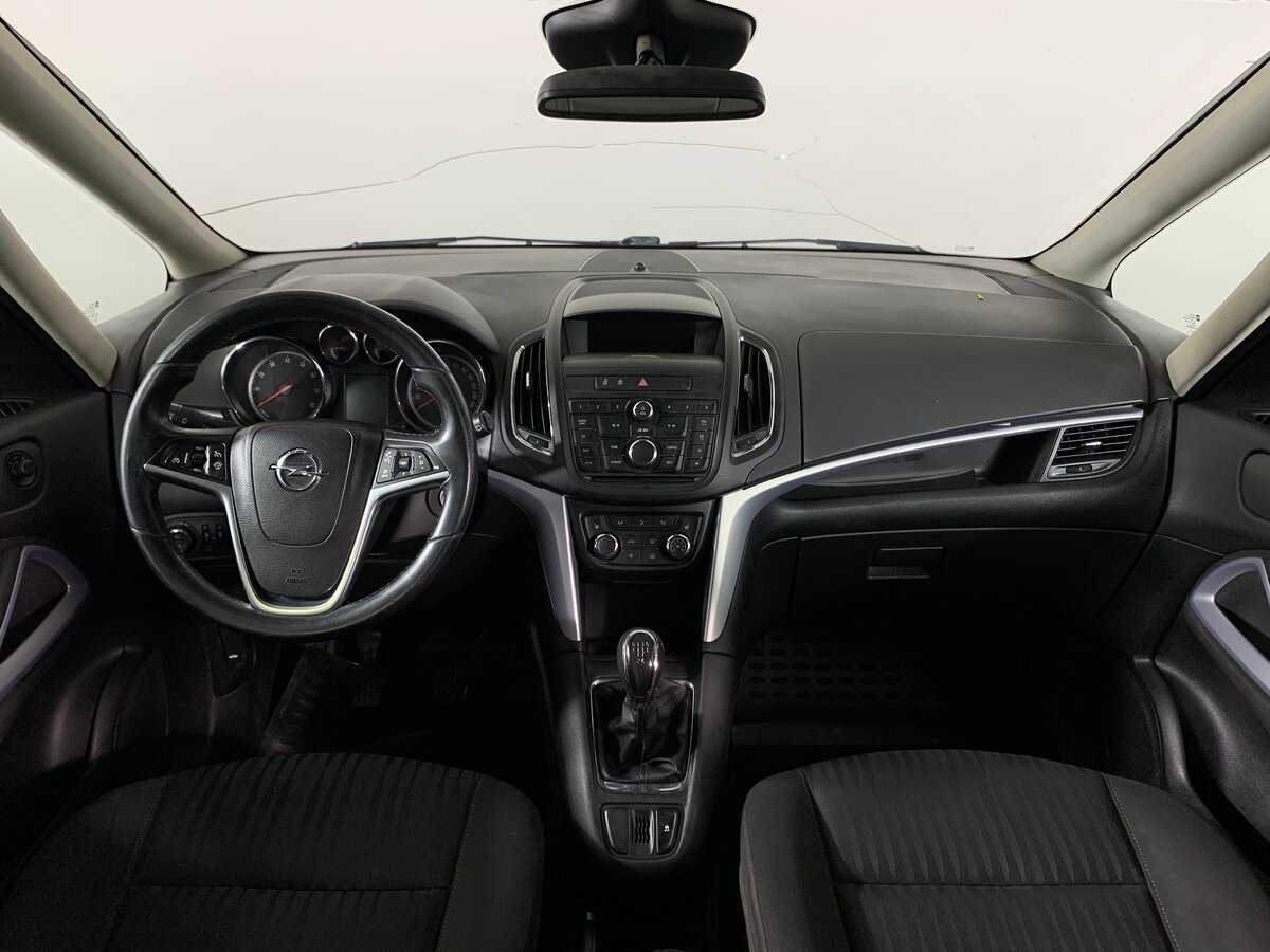 Opel Zafira 2012 года с пробегом. Фото: #12