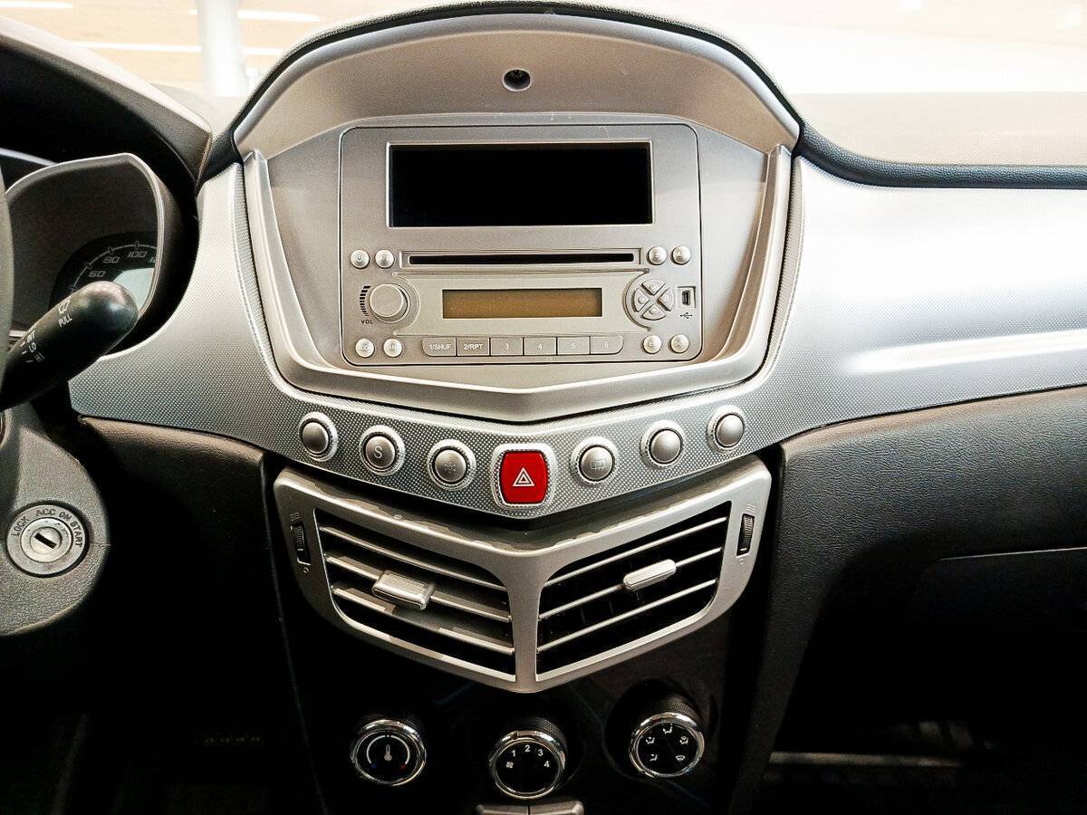 FAW Oley 2014 года с пробегом. Фото: #14