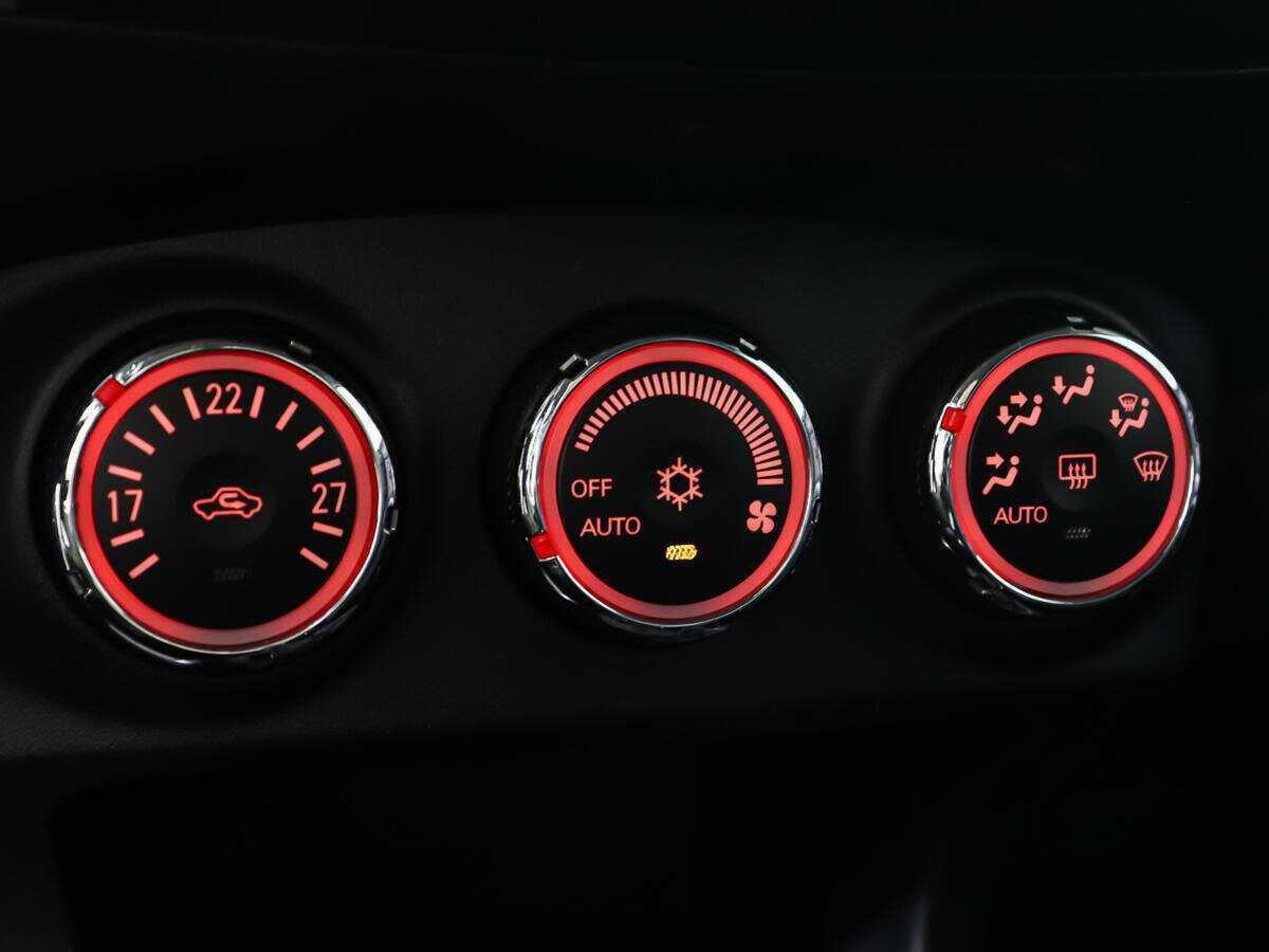 Mitsubishi Outlander 2011 года с пробегом. Фото: #17