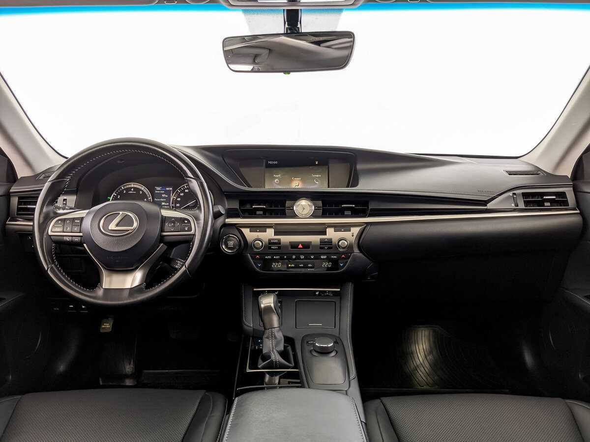 Lexus ES 2018 года с пробегом. Фото: #11
