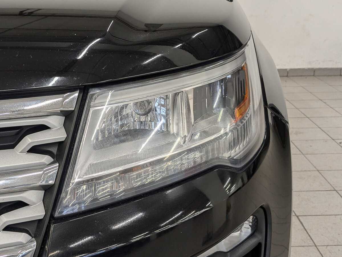 Ford Explorer 2019 года с пробегом. Фото: #10