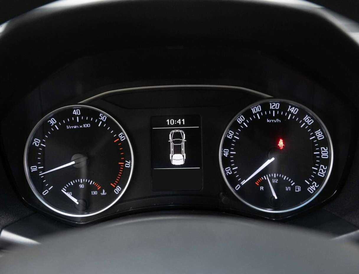 Skoda Octavia 2010 года с пробегом. Фото: #16