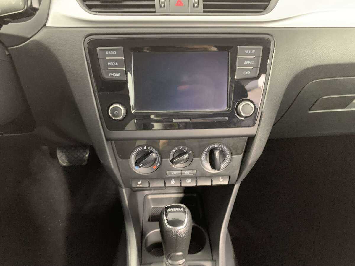 Skoda Rapid 2019 года с пробегом. Фото: #12
