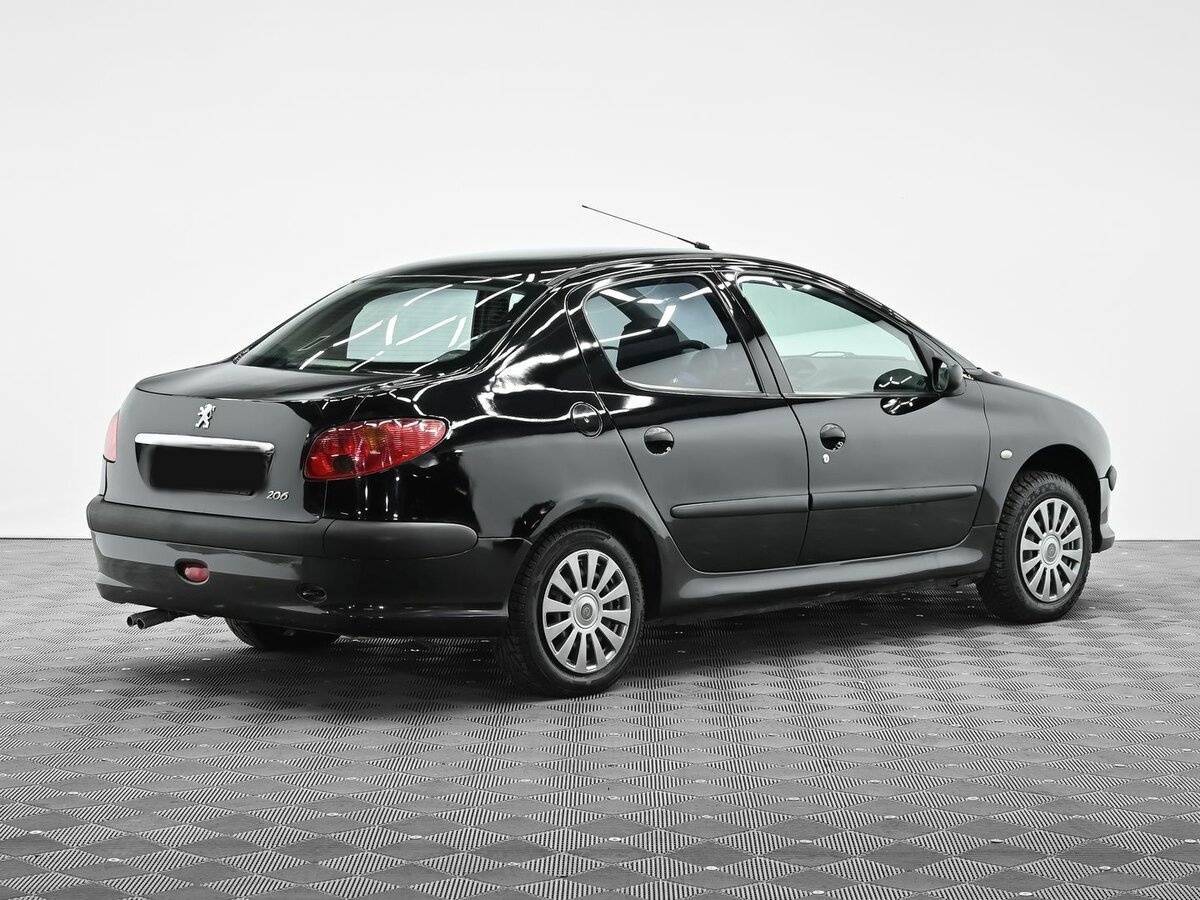 Peugeot 206 2009 года с пробегом. Фото: #3