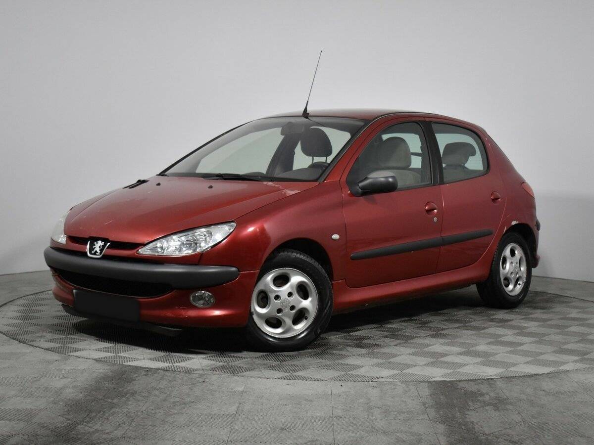 Peugeot 206 2003 года с пробегом. Посмотреть фото