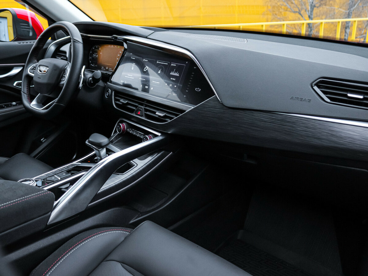 Geely Tugella 2021 года с пробегом. Фото: #6