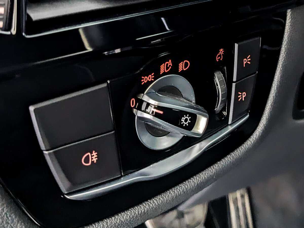 BMW 5 серии 2021 года с пробегом. Фото: #18