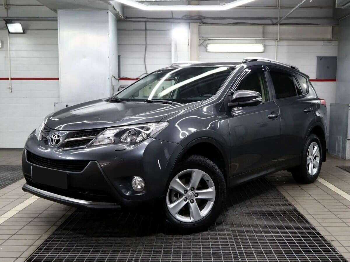 Toyota RAV4 2013 года с пробегом. Посмотреть фото