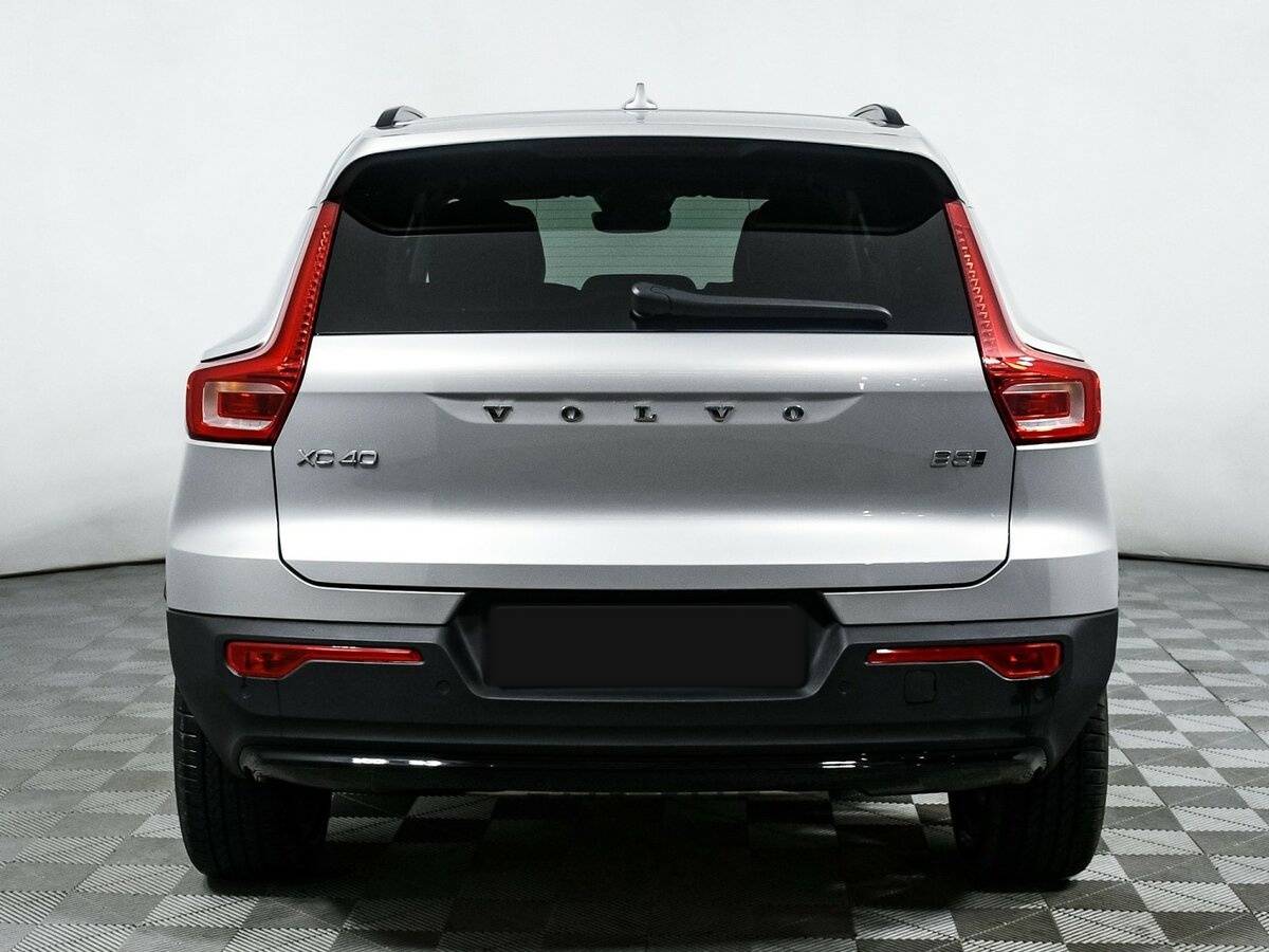 Volvo XC40 2023 года с пробегом. Фото: #5