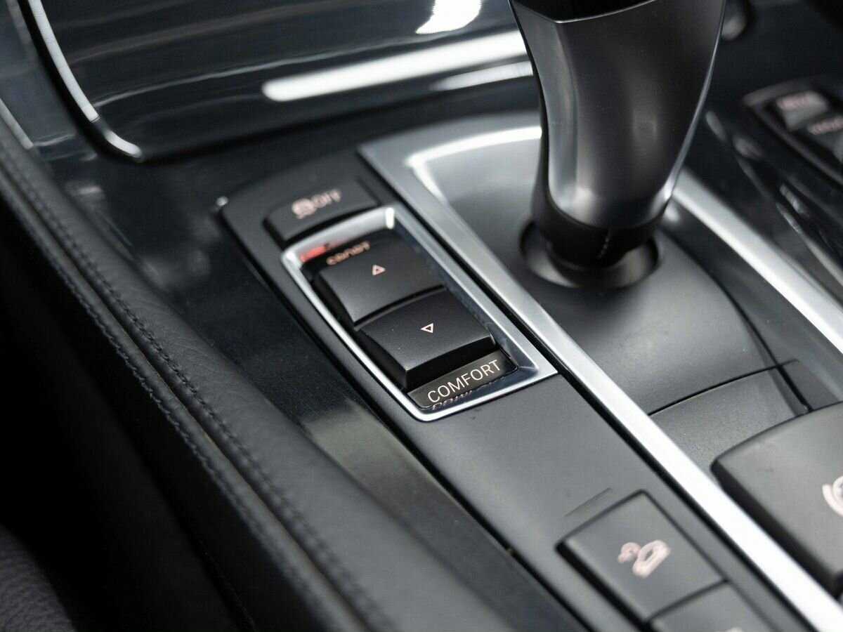 BMW 5 серии 2012 года с пробегом. Фото: #19