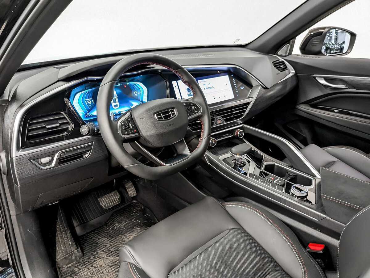 Geely Tugella 2024 года с пробегом. Фото: #15