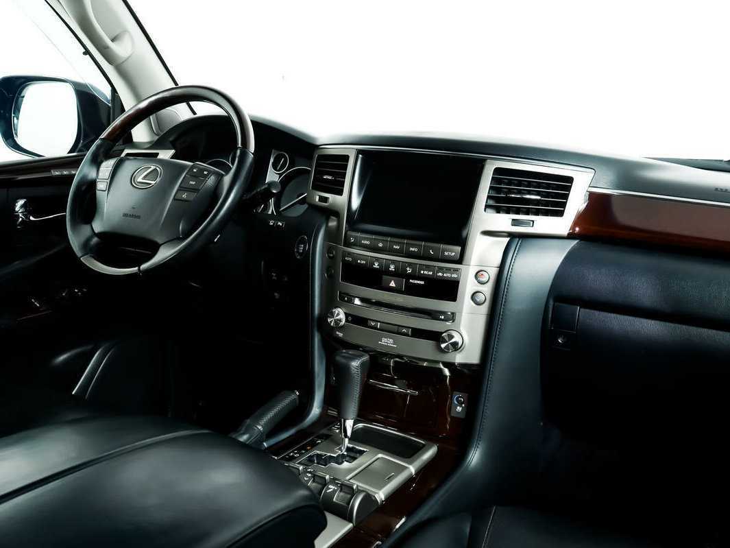 Lexus LX 2014 года с пробегом. Фото: #8