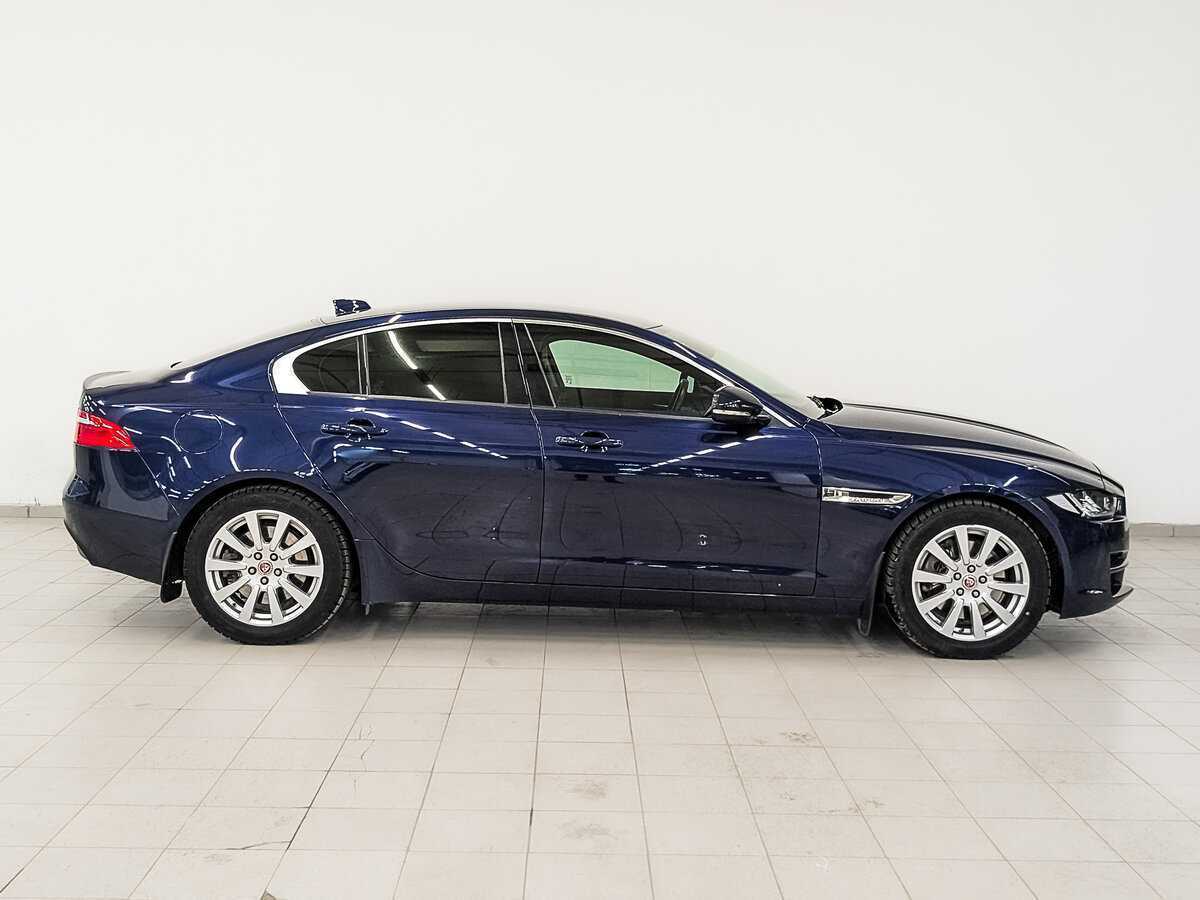 Jaguar XE 2017 года с пробегом. Фото: #3