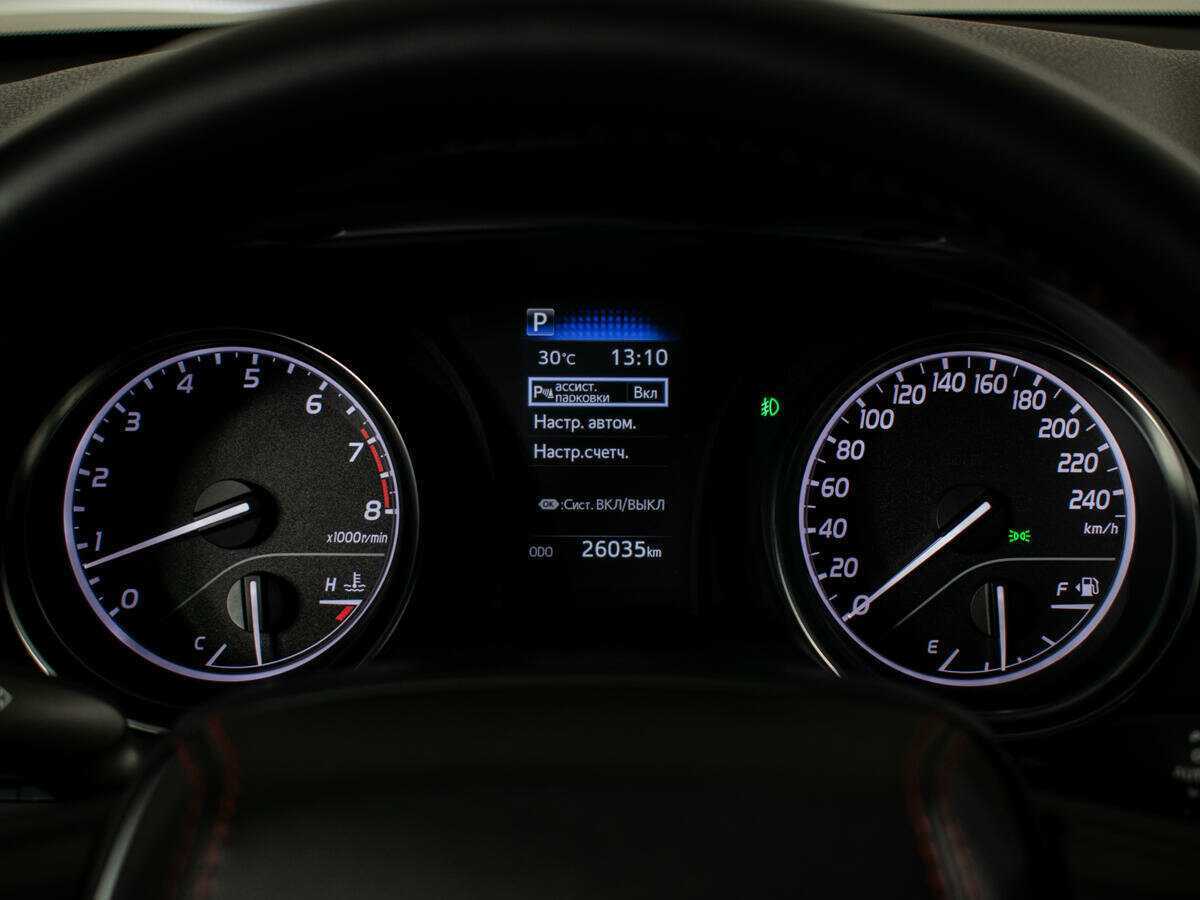 Toyota Camry 2021 года с пробегом. Фото: #11