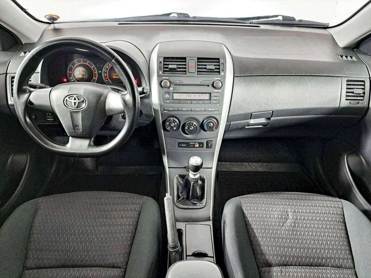 Toyota Corolla 2010 года с пробегом. Фото: #12
