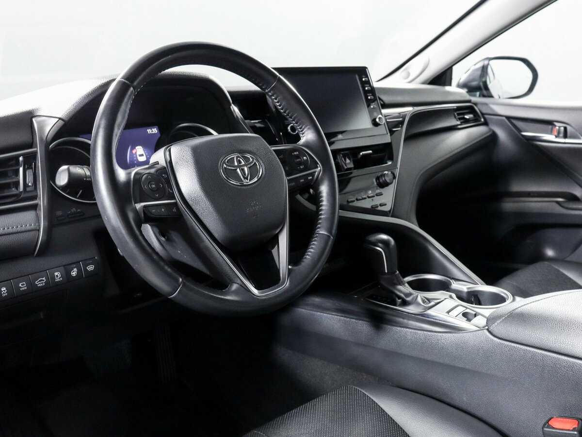 Toyota Camry 2021 года с пробегом. Фото: #10