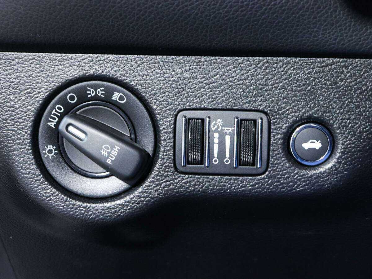 Dodge Challenger 2021 года с пробегом. Фото: #17