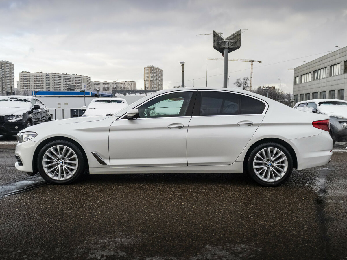 BMW 5 серии 2017 года с пробегом. Фото: #7