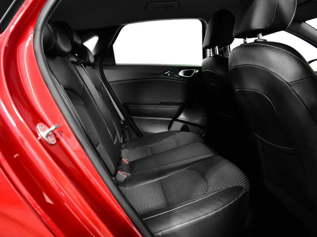 Kia Ceed 2018 года с пробегом. Фото: #9