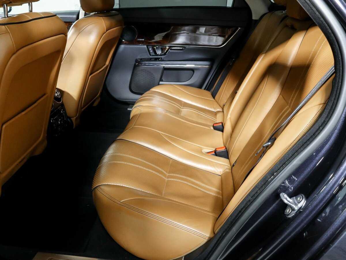 Jaguar XJ 2017 года с пробегом. Фото: #6