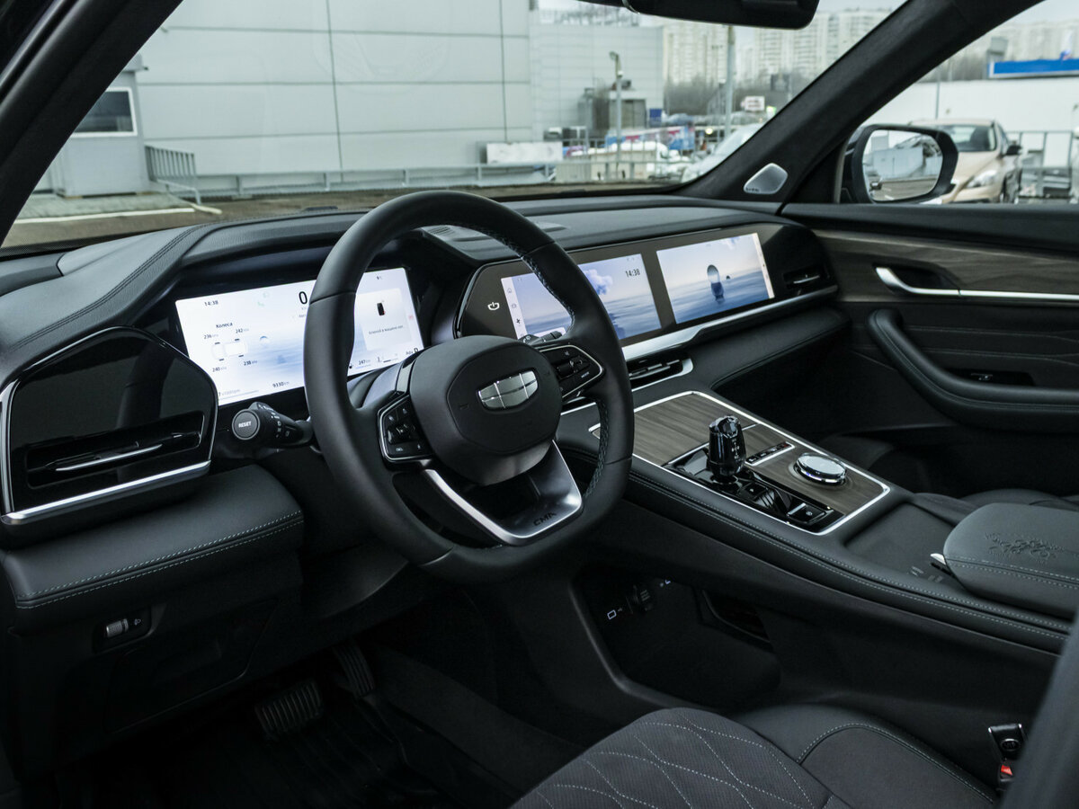 Geely Monjaro 2025 года с пробегом. Фото: #9