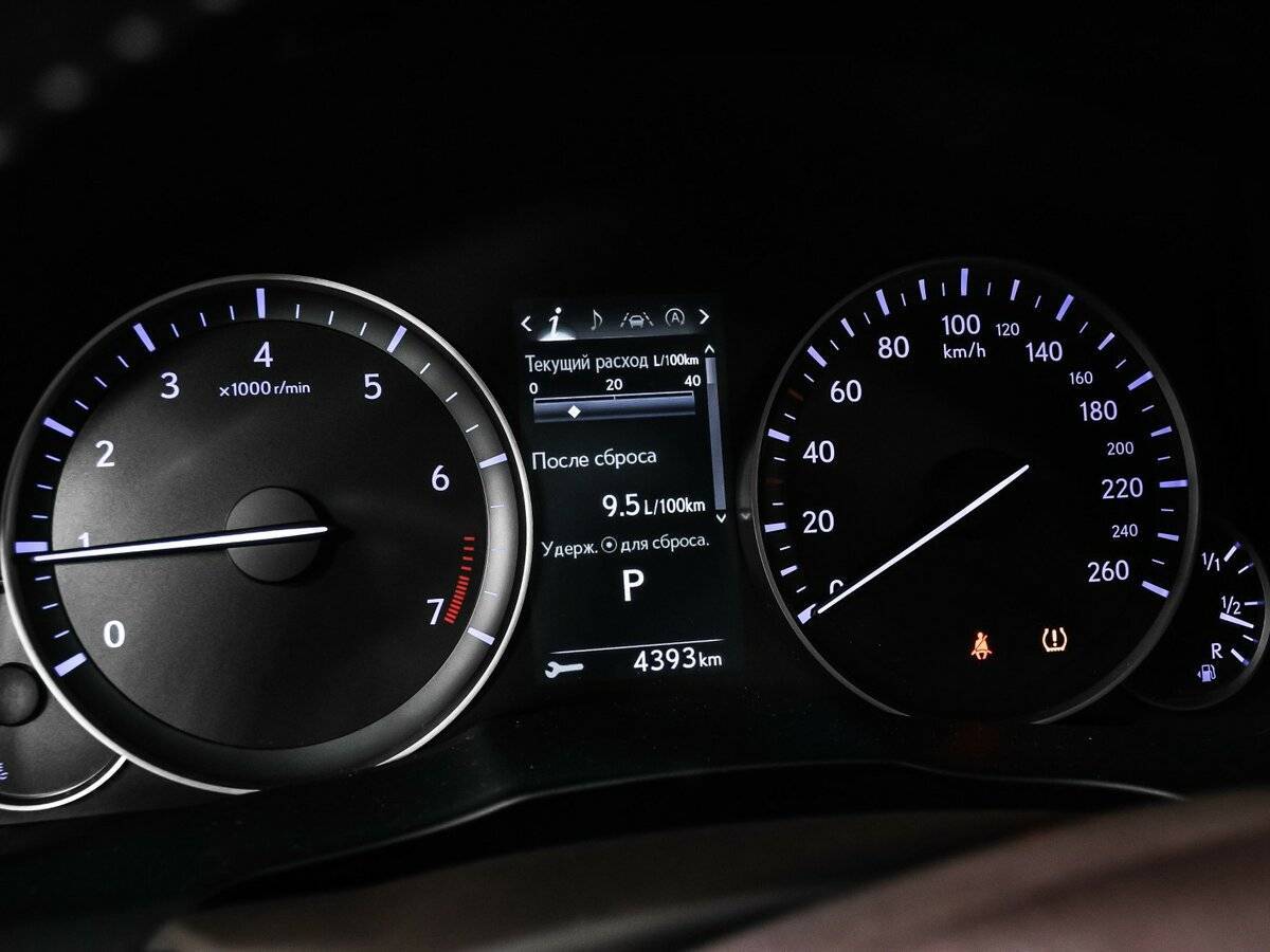 Lexus ES 2016 года с пробегом. Фото: #9