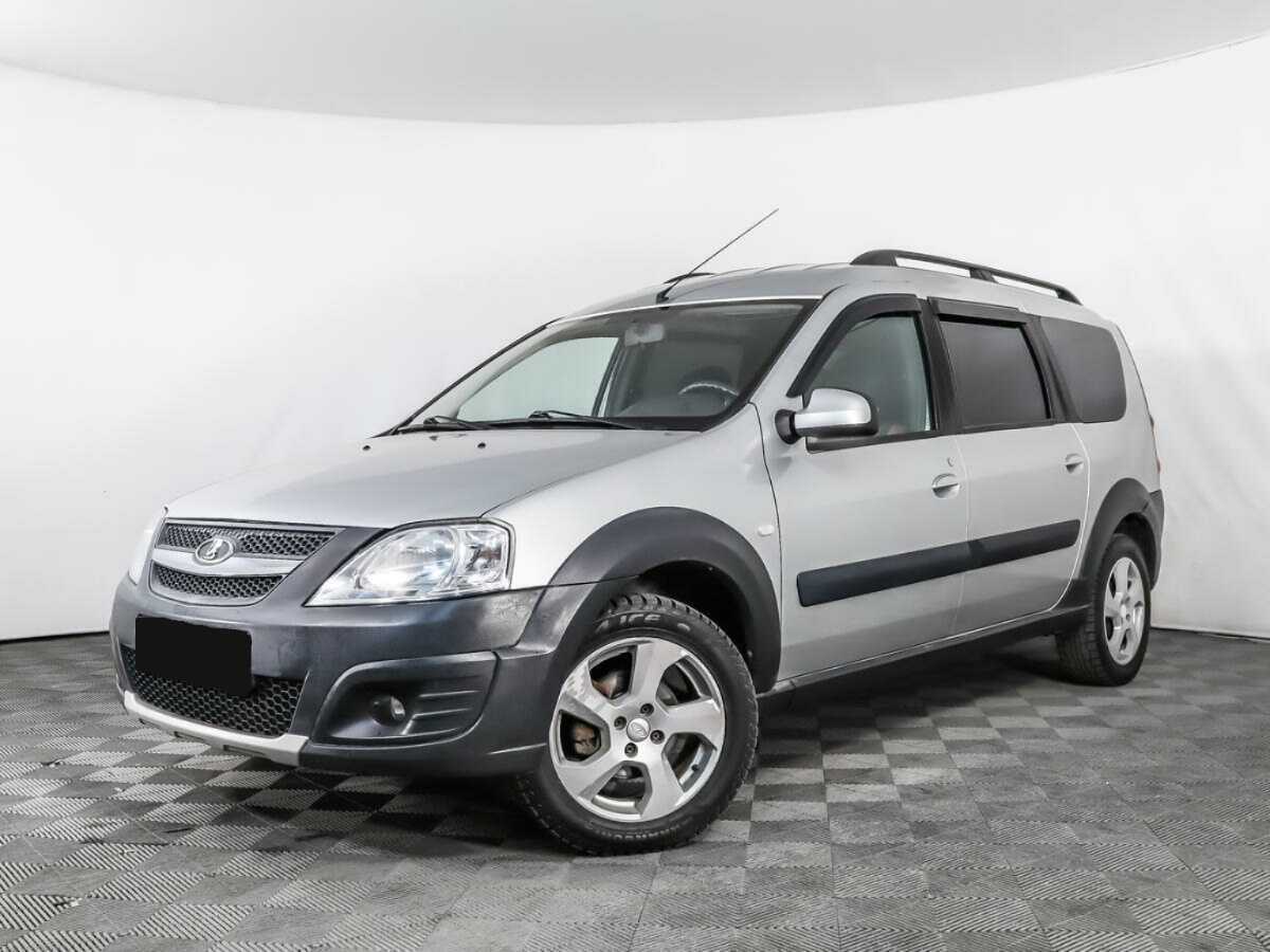 Lada (ВАЗ) Largus 2015 года с пробегом. Посмотреть фото