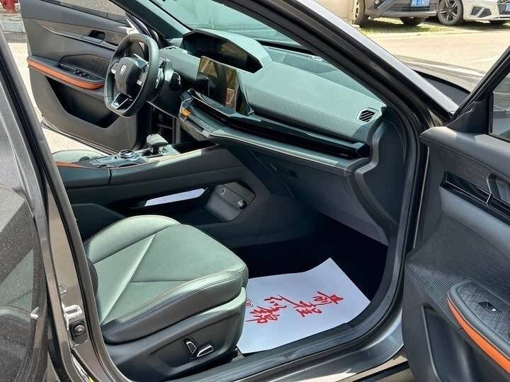 Changan UNI-V 2022 года с пробегом. Фото: #9