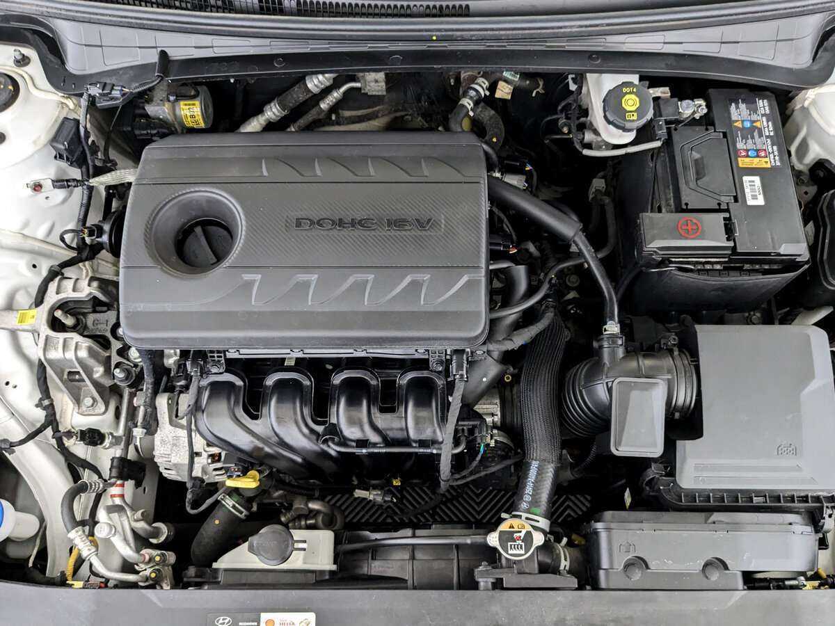 Hyundai Elantra 2022 года с пробегом. Фото: #8